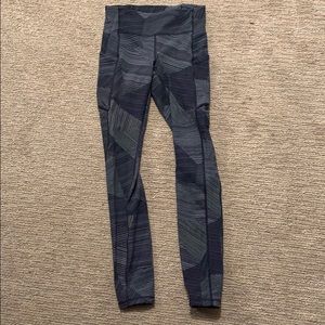 lululemon athletica Pants - navy and white stripped size 4 lulu leggings lululemon athletica Pants - navy and white stripped size 4 lulu leggings